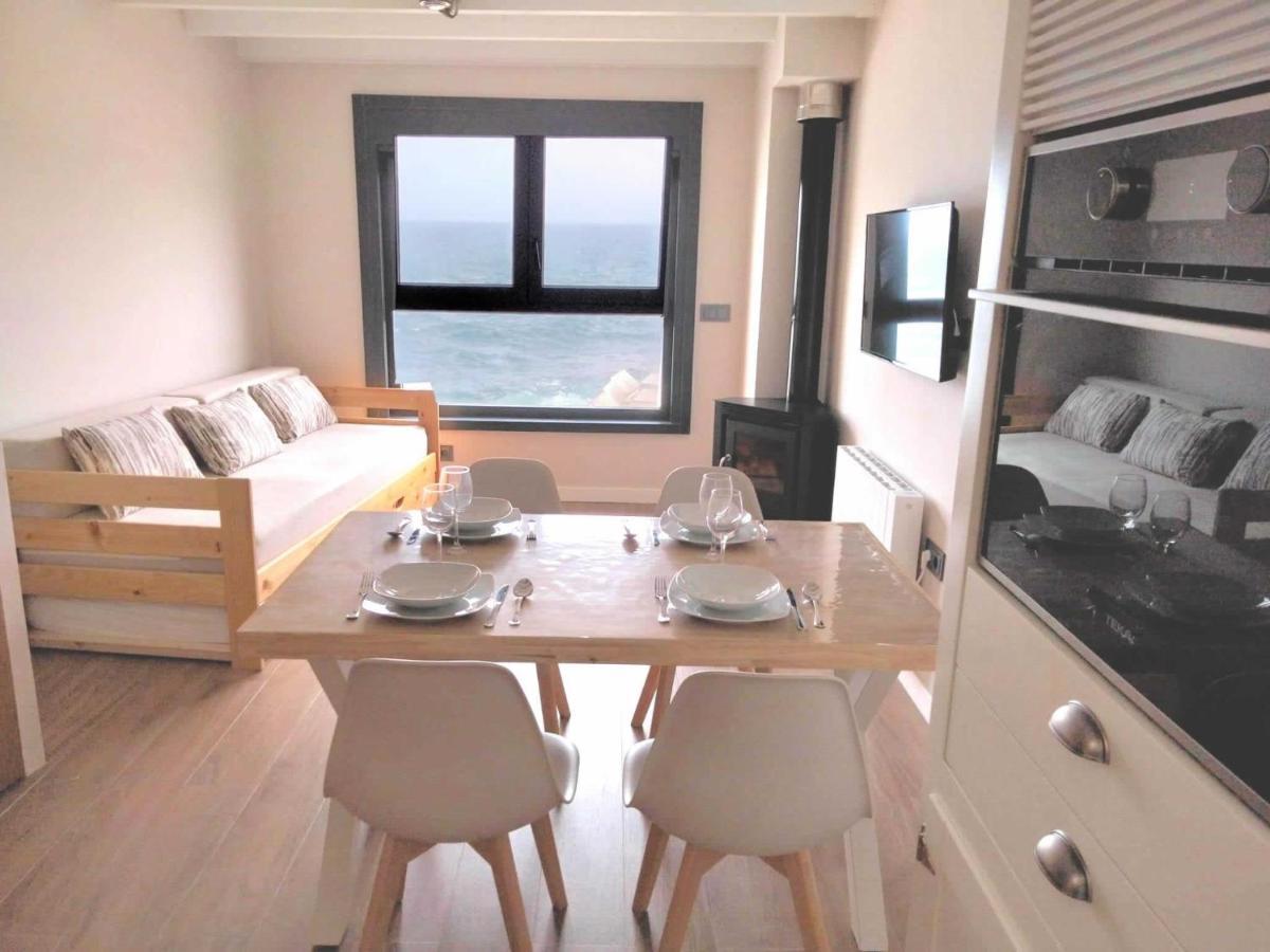 Vila Mariña. Casa marinera con terraza sobre el mar en Caión Cayón Exterior foto