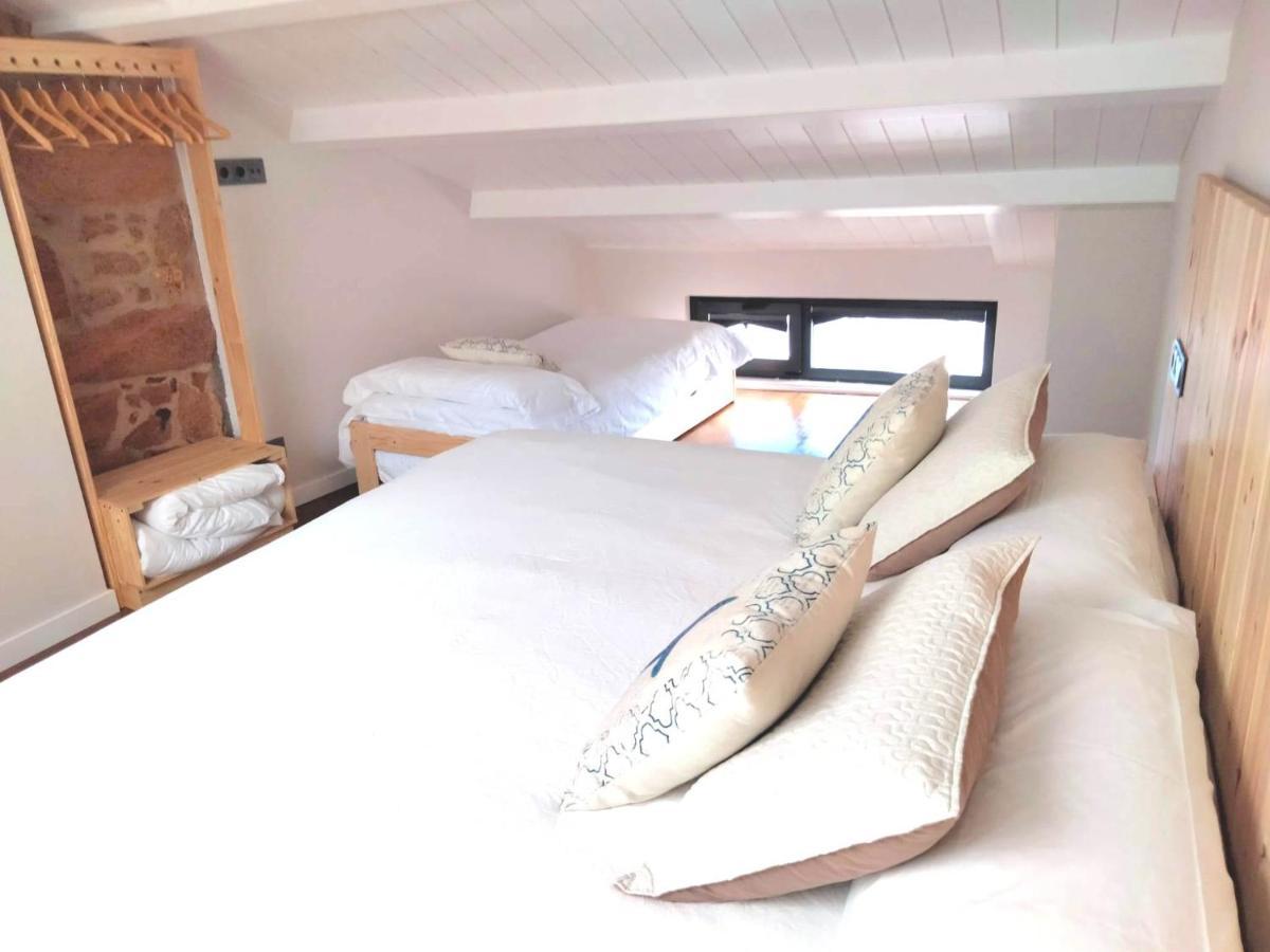 Vila Mariña. Casa marinera con terraza sobre el mar en Caión Cayón Exterior foto