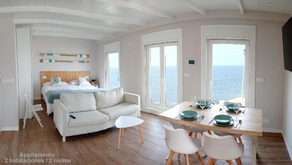 Vila Mariña. Casa marinera con terraza sobre el mar en Caión Cayón Exterior foto
