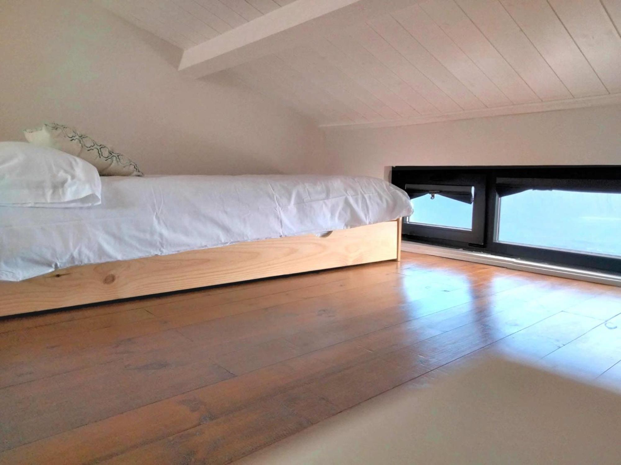 Vila Mariña. Casa marinera con terraza sobre el mar en Caión Cayón Quarto foto
